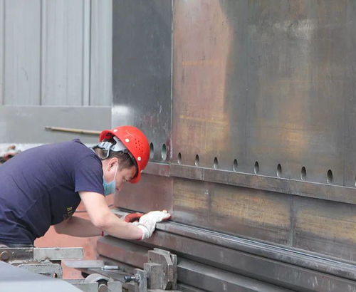 行進中的偉業 天溝產品加工板塊如火如荼，鋁塑復合板加工領航行業新篇章